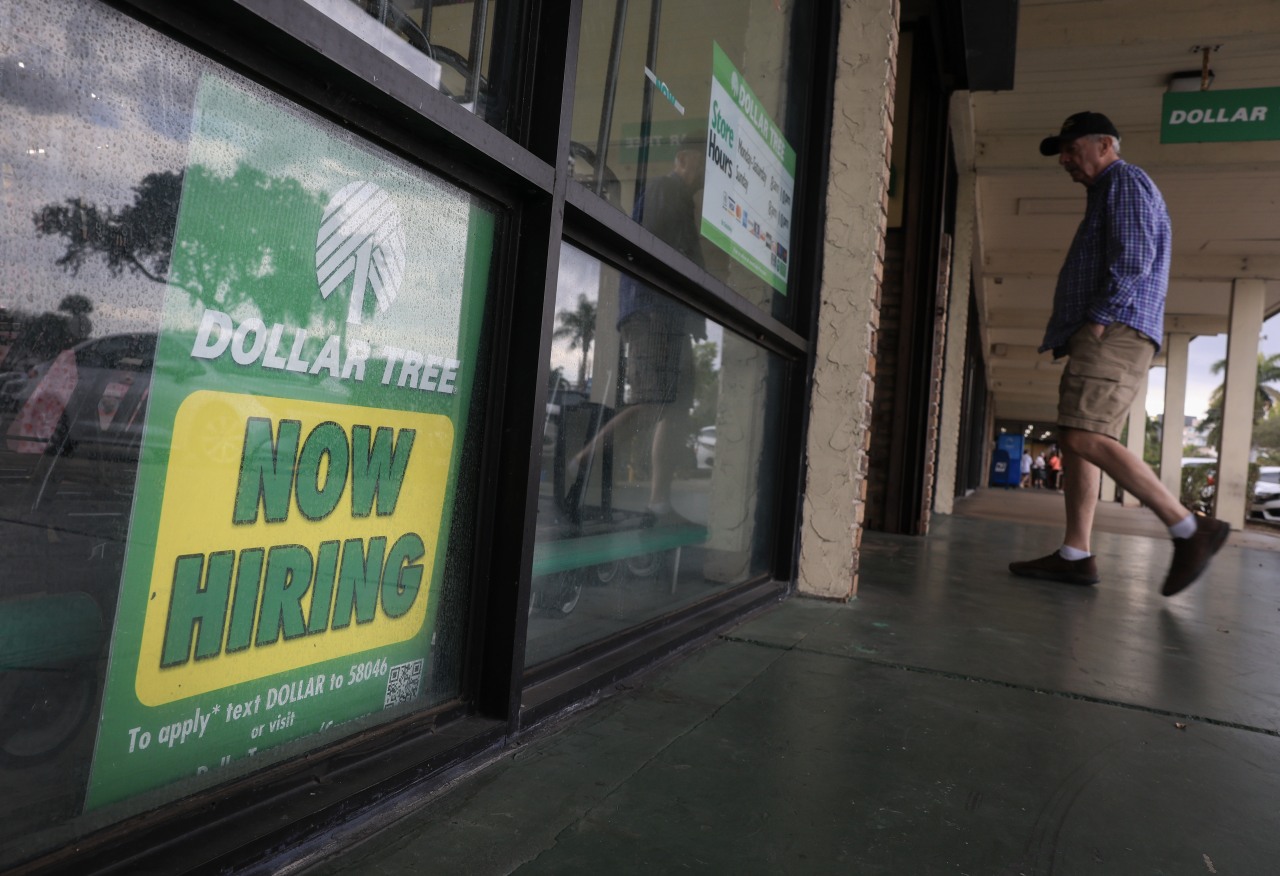 You are currently viewing U.S. Job Openings and Hiring Fell in February