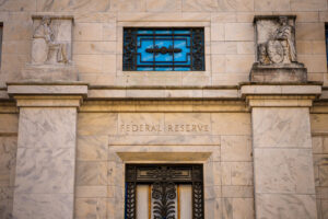 Read more about the article Fed’s Beige Book Reflects a Stable Economy Still Facing Challenges