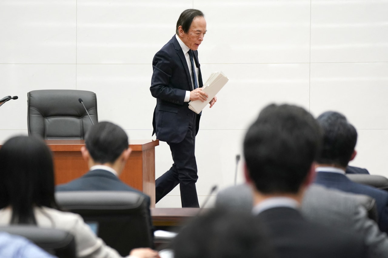 You are currently viewing Asian Central Banks Shift to Sidelines as Mideast Conflict Drags On