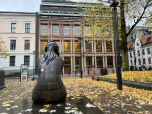 Read more about the article Norges Bank Expects to Lift Borrowing Costs This Year as Energy Prices Stoke Inflation