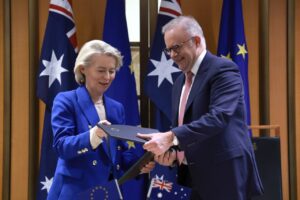Read more about the article EU and Australia Sign Free-Trade Agreement, Security Deal