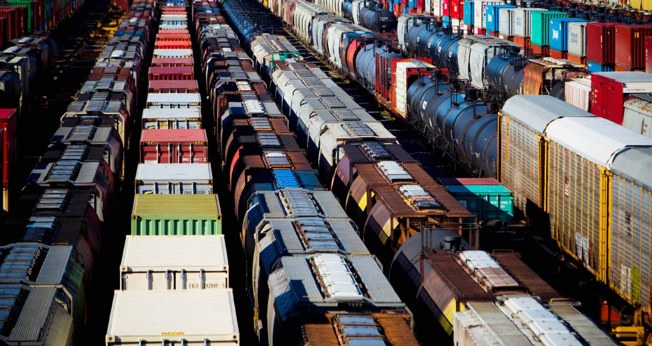 You are currently viewing Canada Labor Productivity Edged Down in Final Quarter of 2025