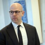 Read more about the article Fed’s Miran Still Backs Rate Cuts Despite Surging Oil Prices