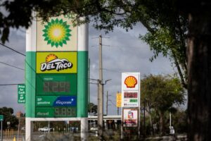 Read more about the article From Boston to Denver, US drivers cut back as Iran war pushes fuel costs higher
