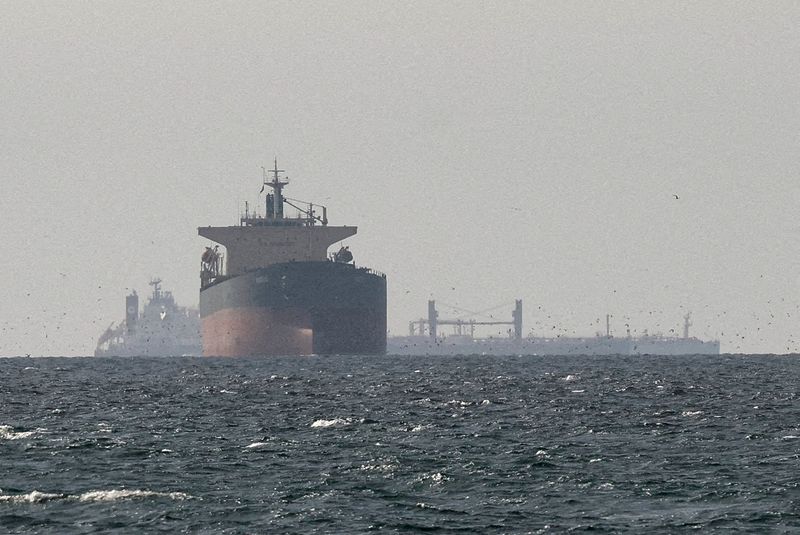 You are currently viewing Explainer-What does a US naval blockade of Iran mean for oil flows?