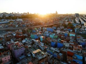 Read more about the article Argentina credit stress deepens as inflation and utility costs hit households