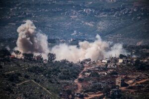 Read more about the article Hezbollah says ceasefire ’meaningless’ as fighting continues in south