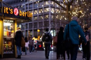 Read more about the article Energy prices drag German consumer sentiment to three-year low, finds survey