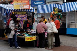Read more about the article Irish consumer sentiment hits fresh 3-year low in April