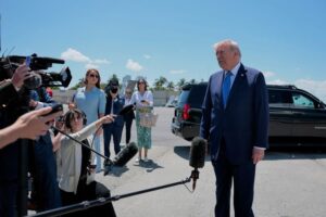 Read more about the article Trump unhappy with Iranian proposal, US official says