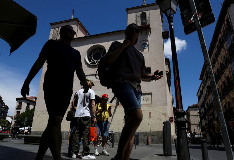 You are currently viewing Spain’s jobless rate rises to 10.83%, lowest first-quarter level since 2008