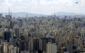 Read more about the article Brazil creates more formal jobs than expected in March