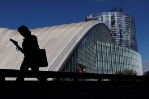 Read more about the article French economy flat in the first quarter, below forecasts -preliminary GDP