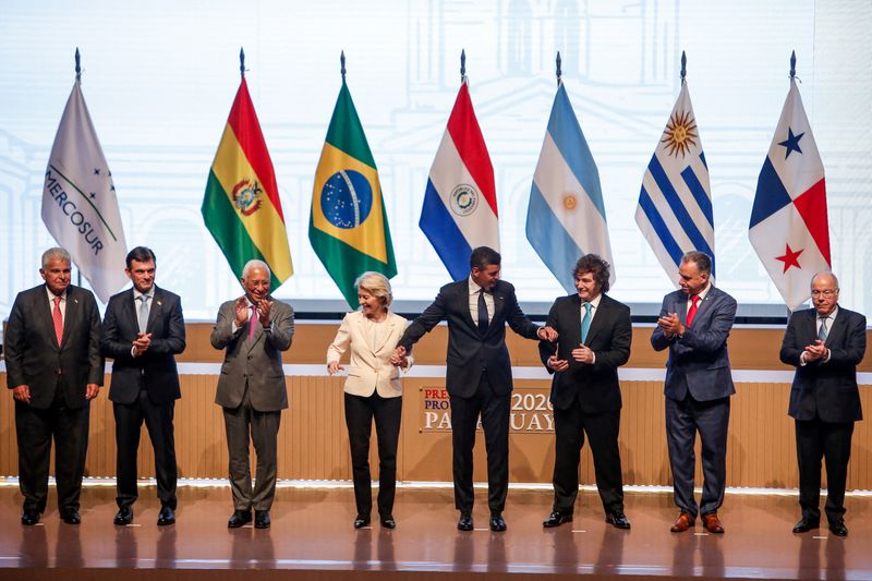 You are currently viewing Analysis-EU kickstarts Mercosur pact to counter US trade hit