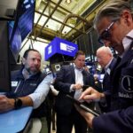 Read more about the article Morning Bid: Oil fear shrouds tech splurge