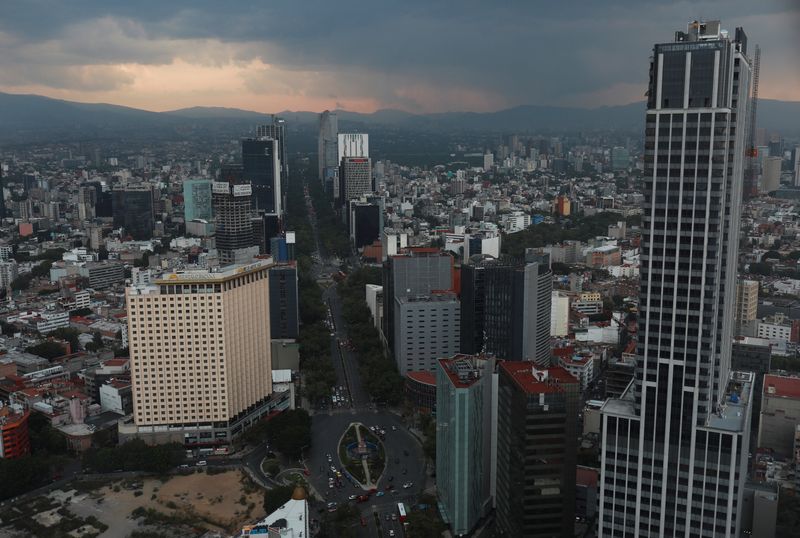 You are currently viewing Mexico government holds growth forecast despite recent slowdown