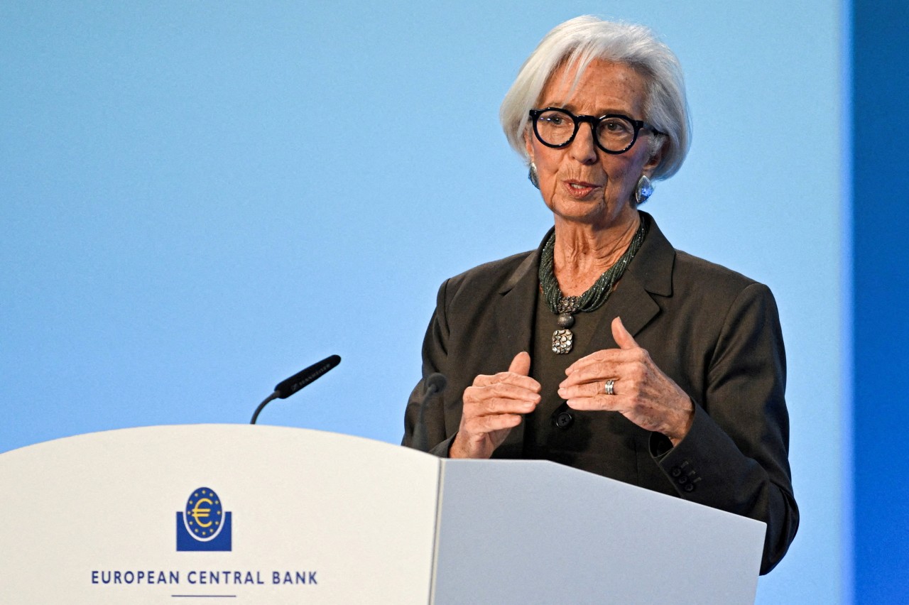 You are currently viewing Governments Could Force ECB’s Hand If Energy Support Is Too Broad, Lagarde Says