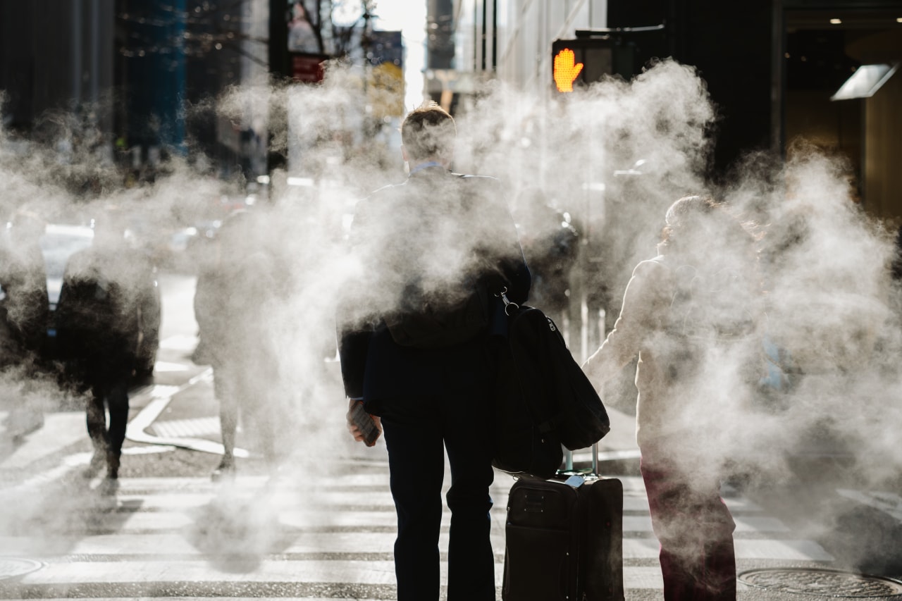 You are currently viewing The U.S. labor market bounced back last month with healthy job growth and a decline in unemployment. But another trend also came into focus: the continuing fall in labor-force participation.