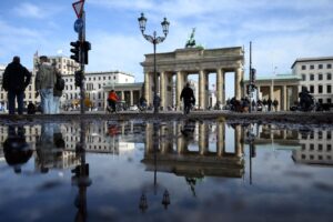 Read more about the article German Consumer Sentiment Slumps to Three-Year Low on Iran War Impact