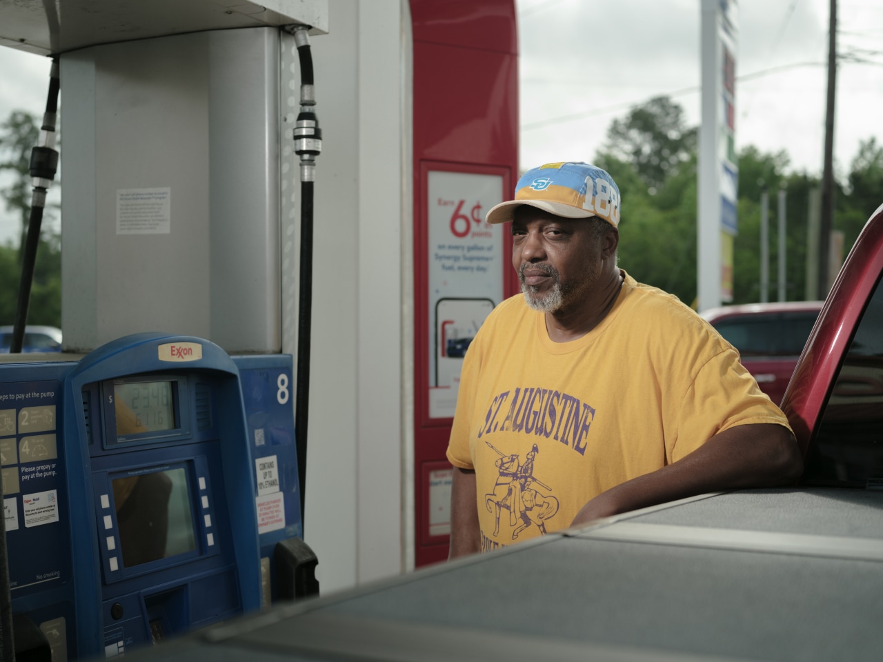 You are currently viewing The Journal spent a day listening to voices from the nation’s economic front line—the gas pump. Here’s what they told us.