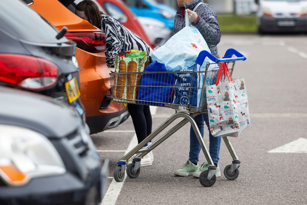 You are currently viewing U.K.’s Food Inflation Could Triple by Year End Due to Middle East War, Trade Group Says