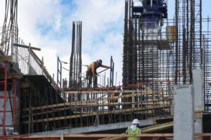 Read more about the article The conflict in Iran is inflicting a new toll on U.S. commercial construction, raising costs and risking project delays