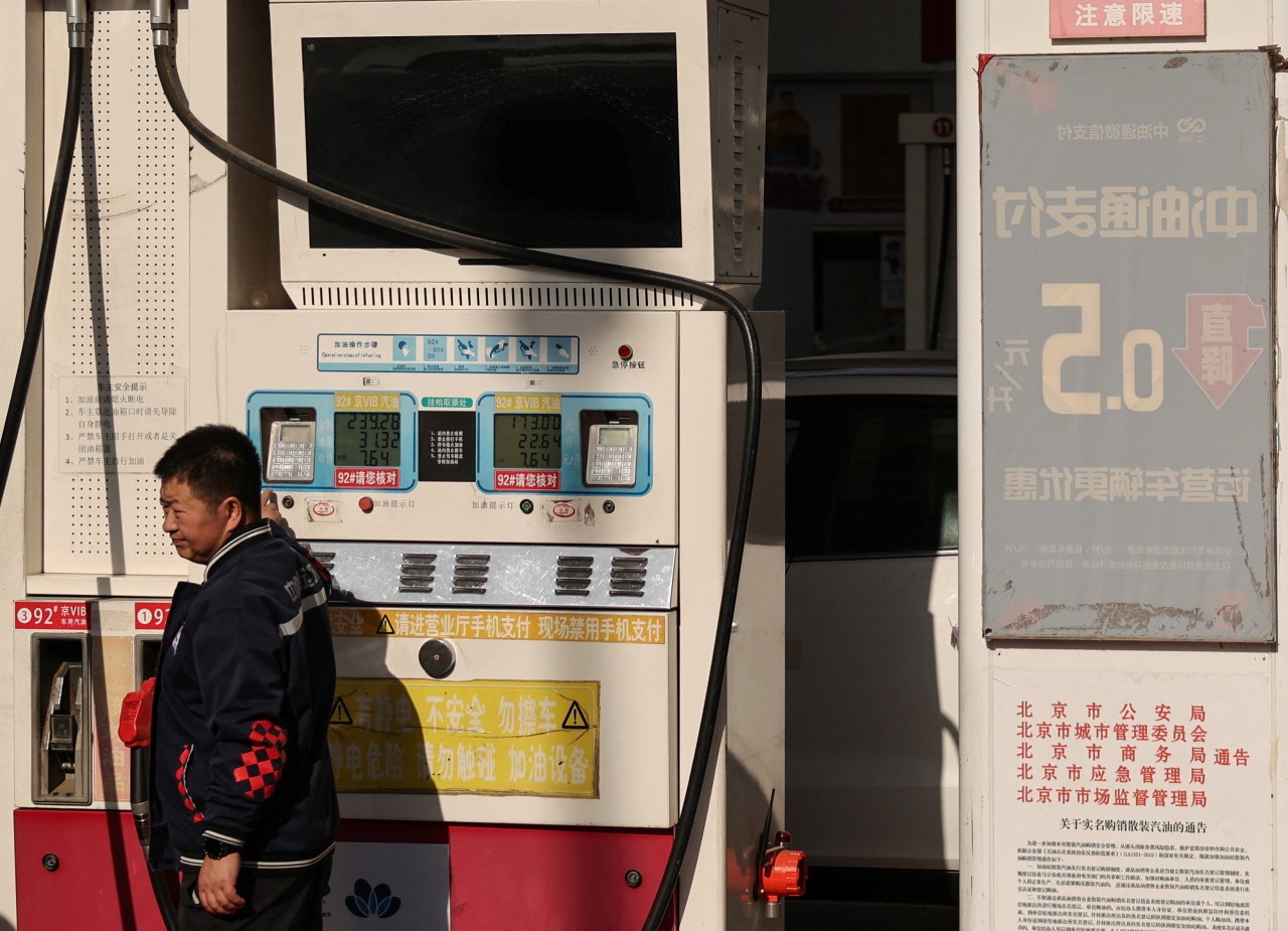 You are currently viewing China Caps Rise in Fuel Prices as Middle East War Drives Up Energy Costs