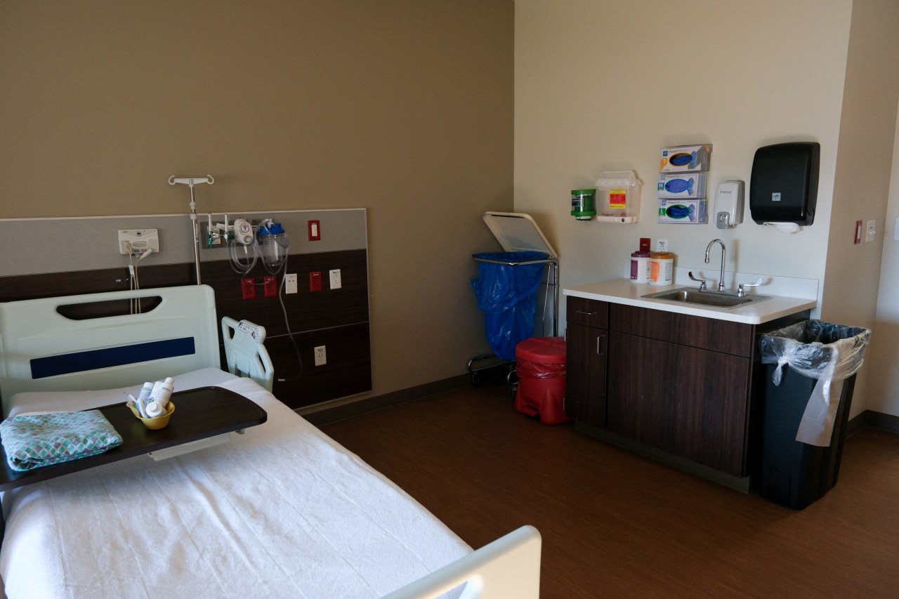 You are currently viewing S&P Global’s Services PMI Shows First Contraction in More Than Three Years