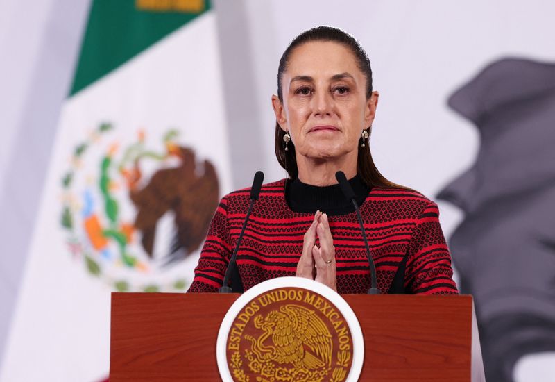 You are currently viewing Mexico’s Sheinbaum taps new agriculture minister
