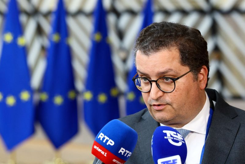 You are currently viewing Portugal trims 2026 growth forecast to 2%, still targets budget balance