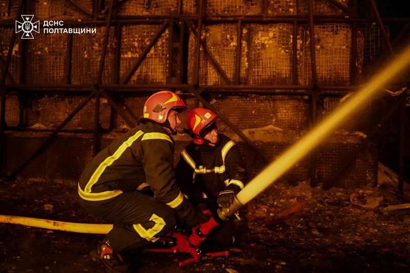 You are currently viewing Russian attack kills five at Ukraine’s Naftogaz gas production facilities, officials say