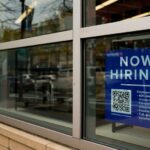 Read more about the article US jobless claims increase less than expected amid low layoffs