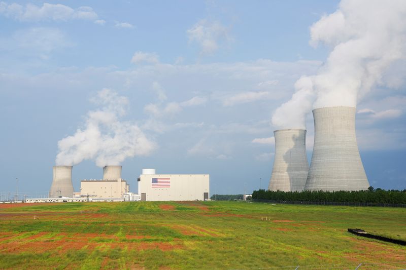 You are currently viewing Why millions of Americans pay for unfinished electricity projects