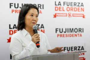 Read more about the article Peru’s Fujimori and Sanchez lead presidential runoff race as count enters final stretch