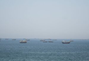 Read more about the article US government’s energy arm assumes Strait of Hormuz will stay shut through late May