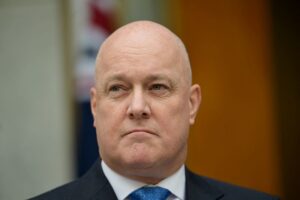 Read more about the article New Zealand trims new spending, sticks to surplus path amid uncertainty