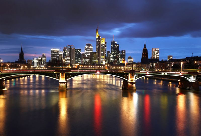 You are currently viewing German private sector contracts for second month running, PMI shows