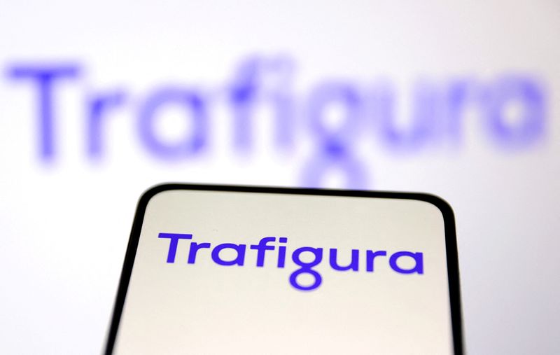 You are currently viewing Trafigura plans to withdraw LME copper stocks ahead of US tariff ruling, sources say