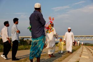 Read more about the article ADB to provide $5 billion to Bangladesh as economic pressures mount