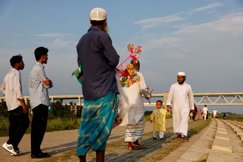 You are currently viewing ADB to provide $5 billion to Bangladesh as economic pressures mount