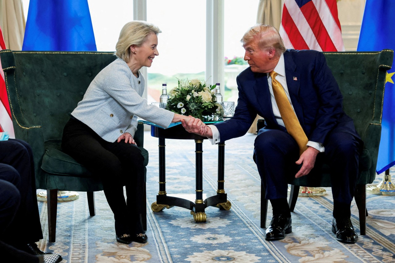 You are currently viewing European lawmakers reached a provisional deal to remove some import tariffs on U.S. goods, as part of the trade deal signed last summer
