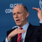 Read more about the article Fed’s Goolsbee Warns U.S. Economy Heading in ‘Stagflationary’ Direction