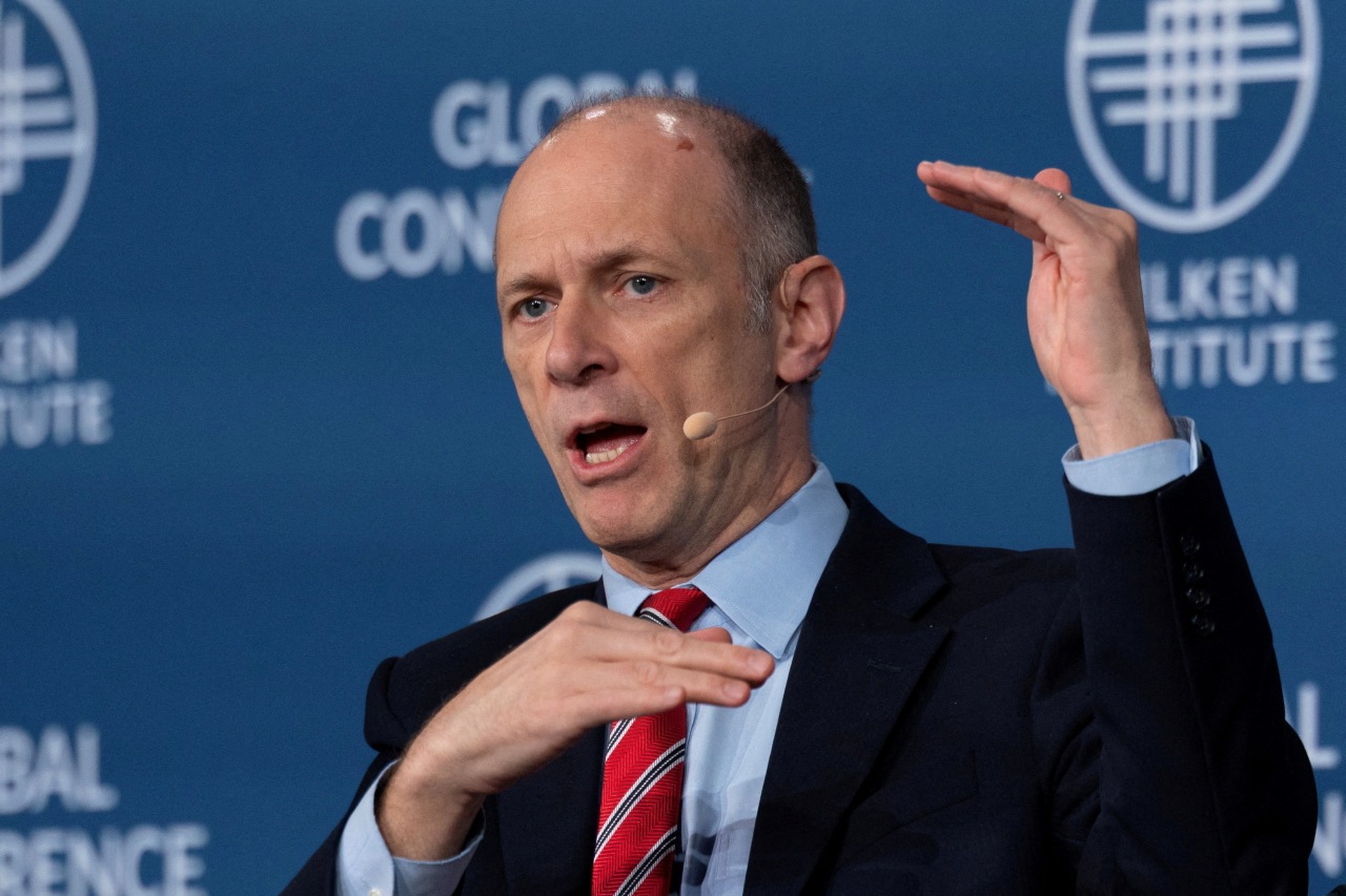 You are currently viewing Fed’s Goolsbee Warns U.S. Economy Heading in ‘Stagflationary’ Direction