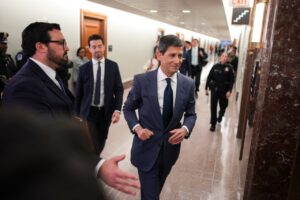 Read more about the article The Wall Street Journal reviews Fed-related statements made by Kevin Warsh from 2006 to 2026