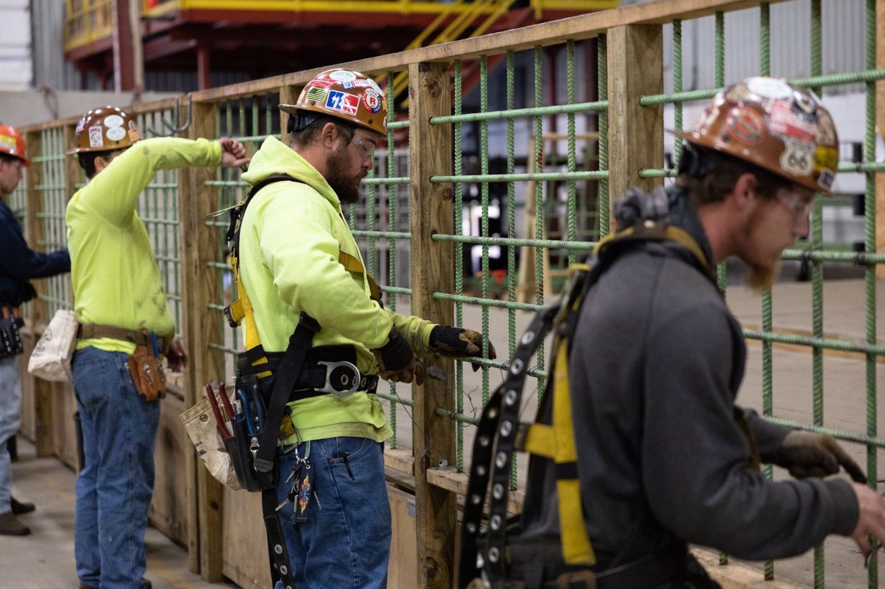 You are currently viewing Philly Fed Survey Shows Regional Manufacturing Stalled