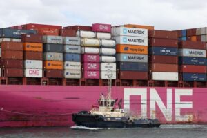 Read more about the article Australia April goods trade back in surplus as exports rebound