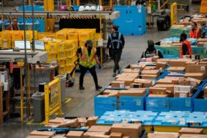 Read more about the article US first-quarter worker productivity, labor costs revised lower