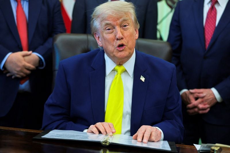 You are currently viewing Trump approval stays near record low as most Americans expect higher gas prices