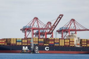 Read more about the article US trade deficit narrows in April amid surging exports
