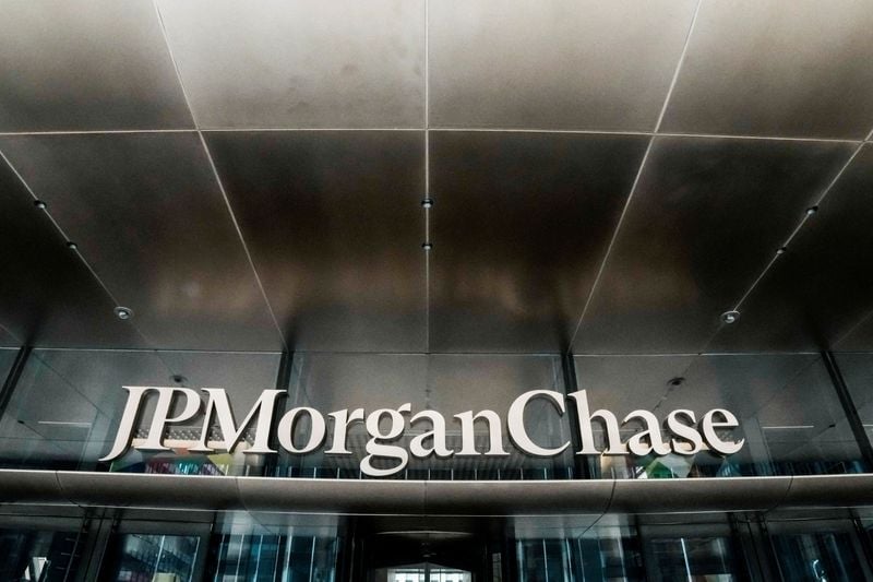 You are currently viewing JPMorgan keeping a watchful eye on consumer health, executive says